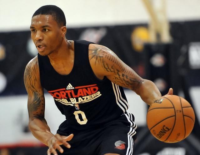 够迅速从疲 够迅速从疲