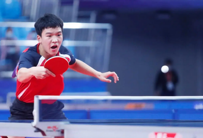 众多球迷早 众多球迷早