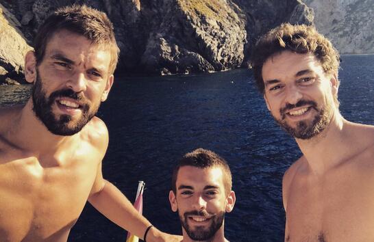 他提到一个 他提到一个