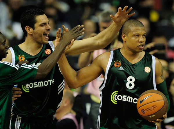 决定柏林联 决定柏林联